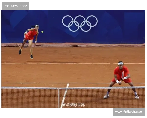 网球赛场背后的故事 记录赛事花絮与选手精彩瞬间 网球赛场背后的故事 记录赛事花絮与选手精彩瞬间